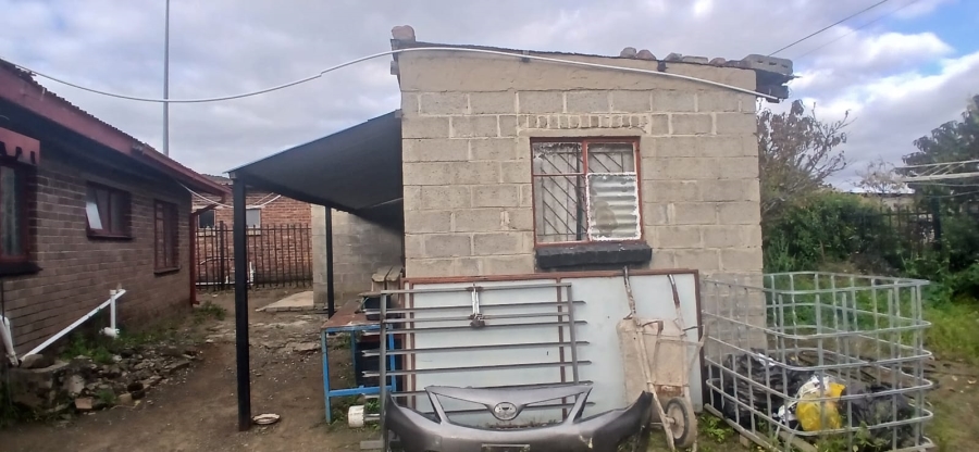2 Bedroom Property for Sale in Botshabelo Free State